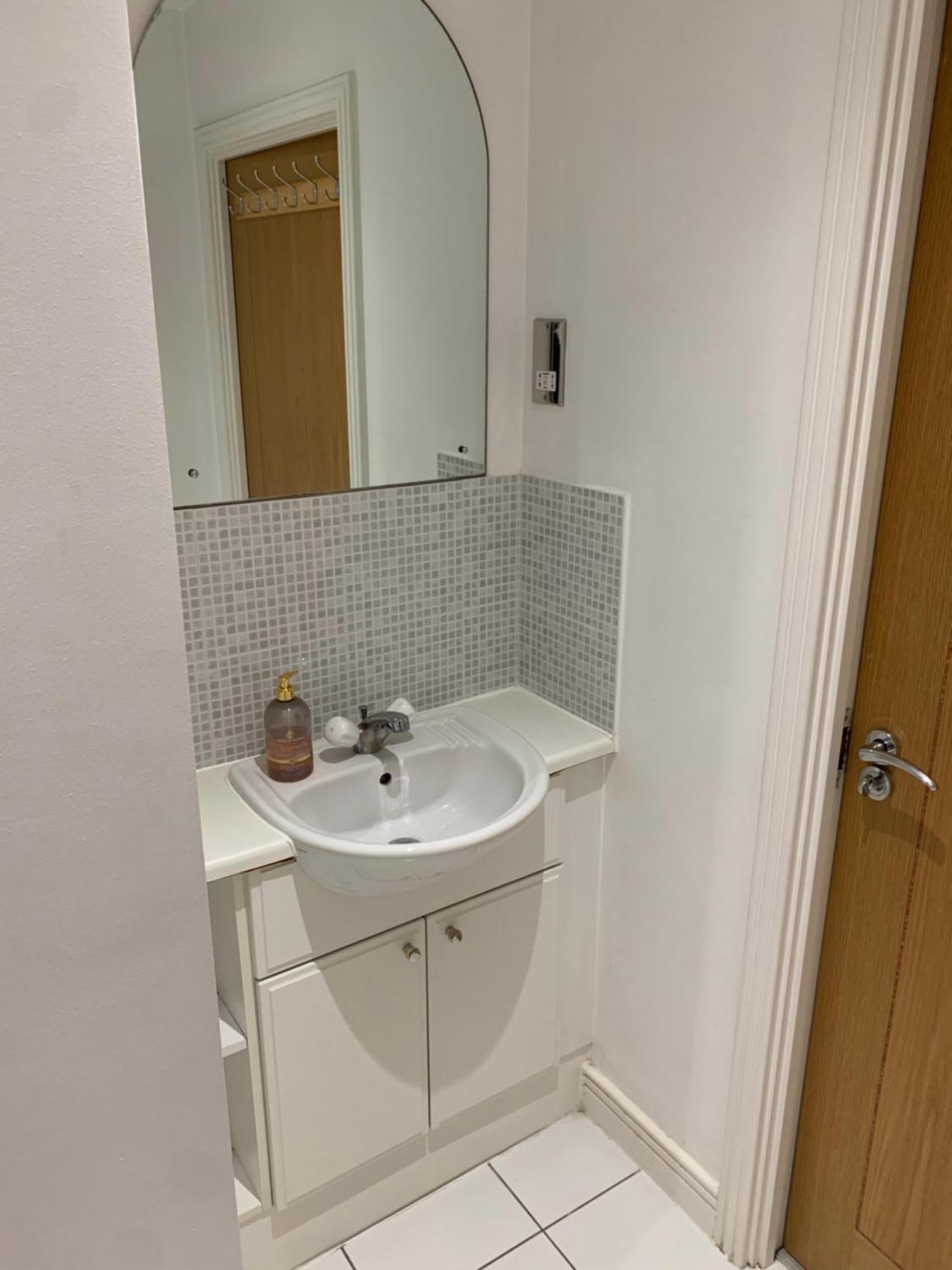 Room In Stratford With Private Bathroom And Parking ลอนดอน ภายนอก รูปภาพ